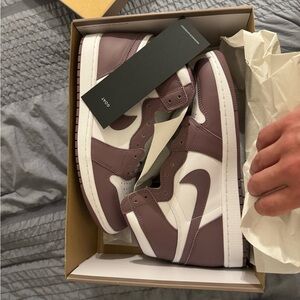 Jordan 1 High - Mauve